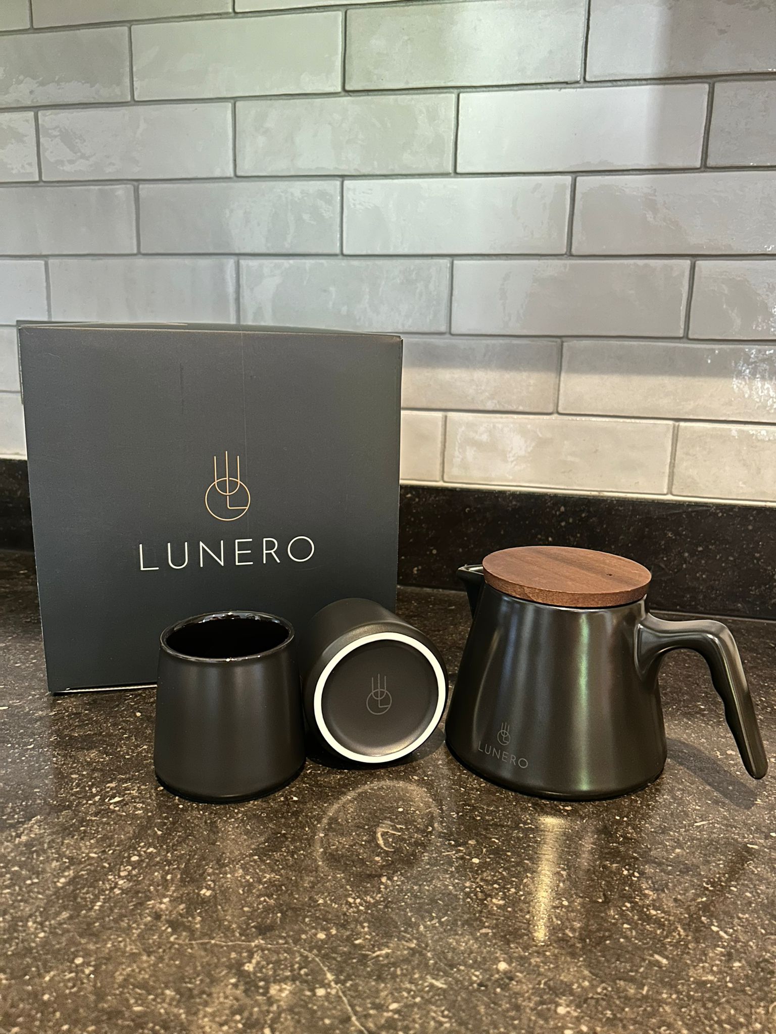Lunero Theeset