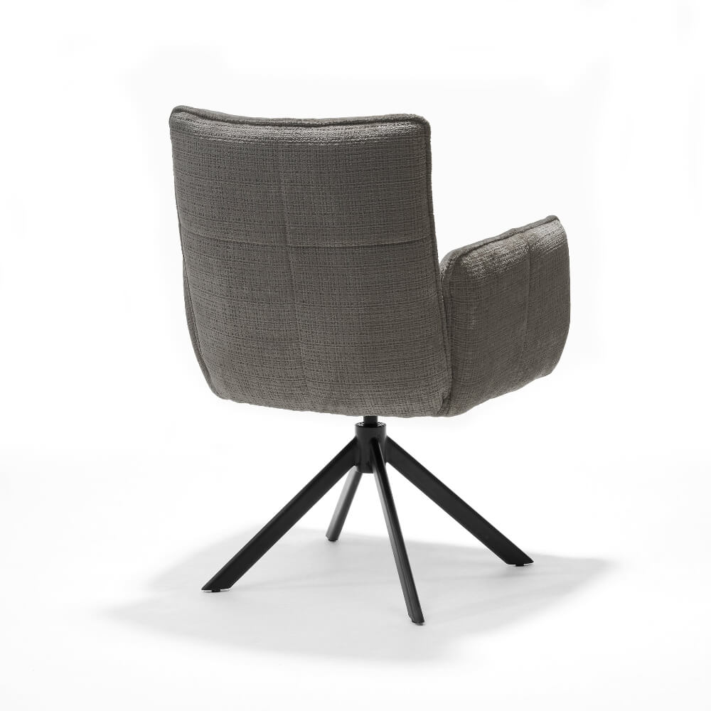 Achteraanzicht van de RV Design Nova armstoel in donkergrijs Cremona stof met zwarte metalen draaivoet.